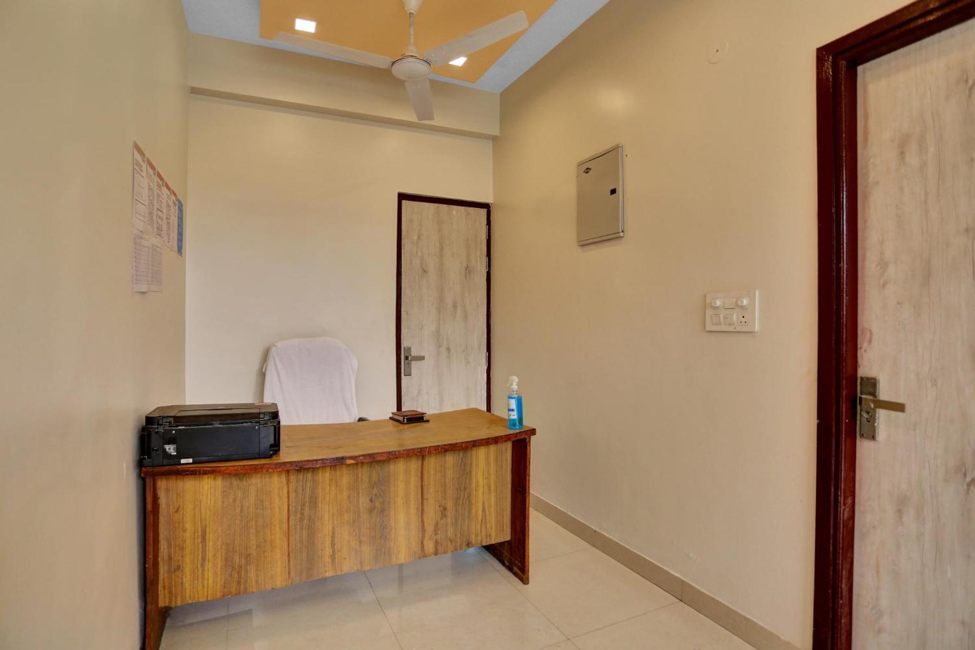 Hotel O Expo View Near Pvr Ansal Plaza Greater Noida Eksteriør billede